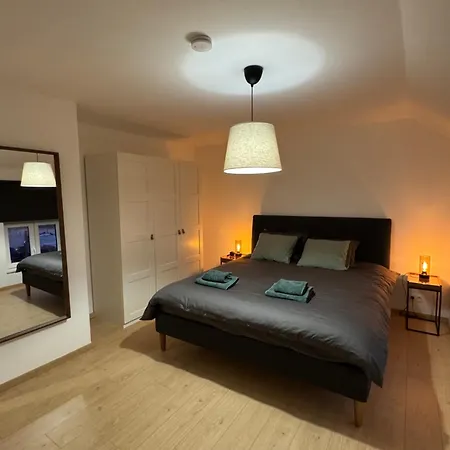 بيت للعطل Augustaline Gedinne